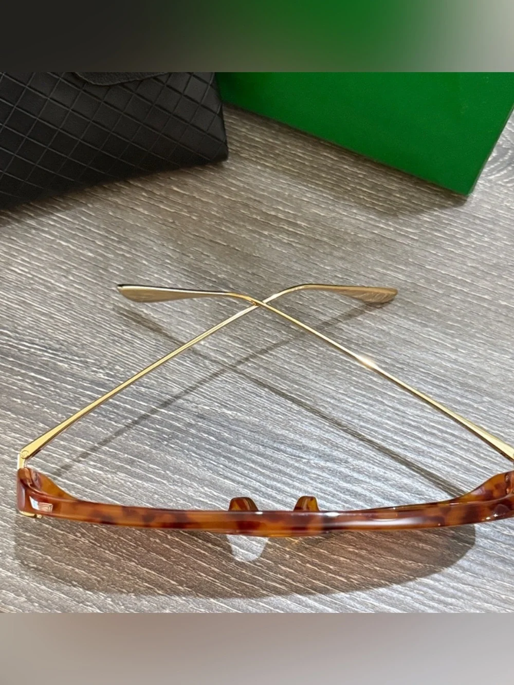 BOTTEGA VENETA Aviator Sunglasses • Brown/Gold • Like New • Celeb Favs